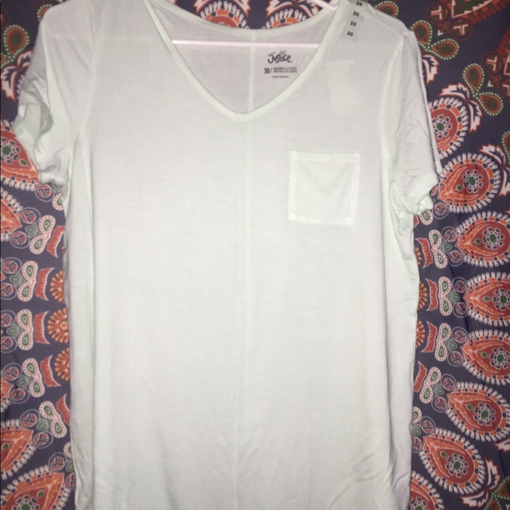 Girls light green t-shirt